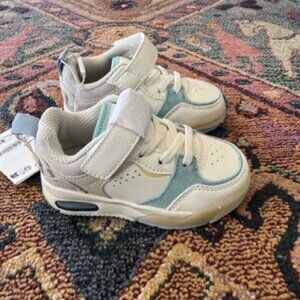 NWT Zara toddler sneakers